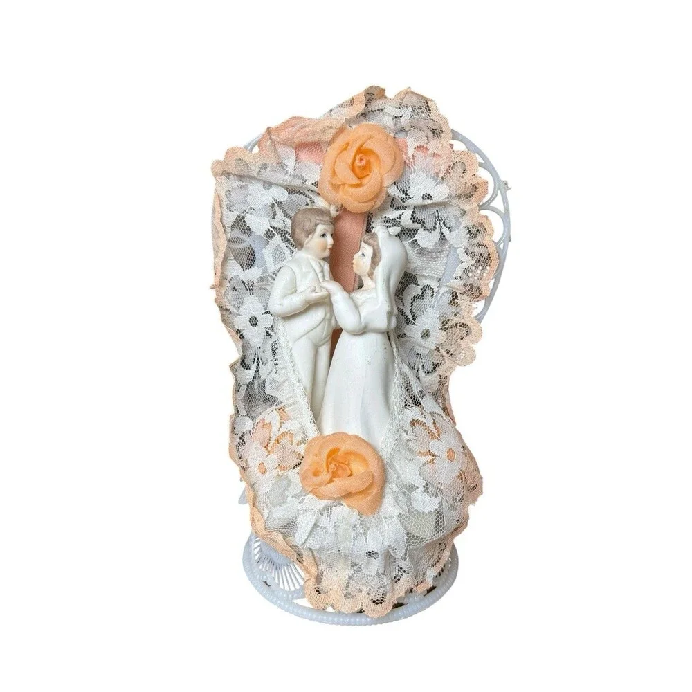 1970’s Vintage Bride And Groom Wedding Cake Topper 7” Satin Lace Flowers